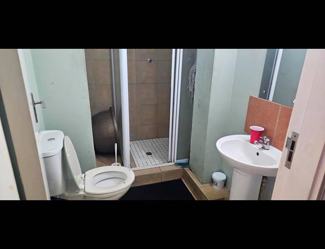 2 BEDROOM APARTMENT FOR SALE IN DURBAN CBD
